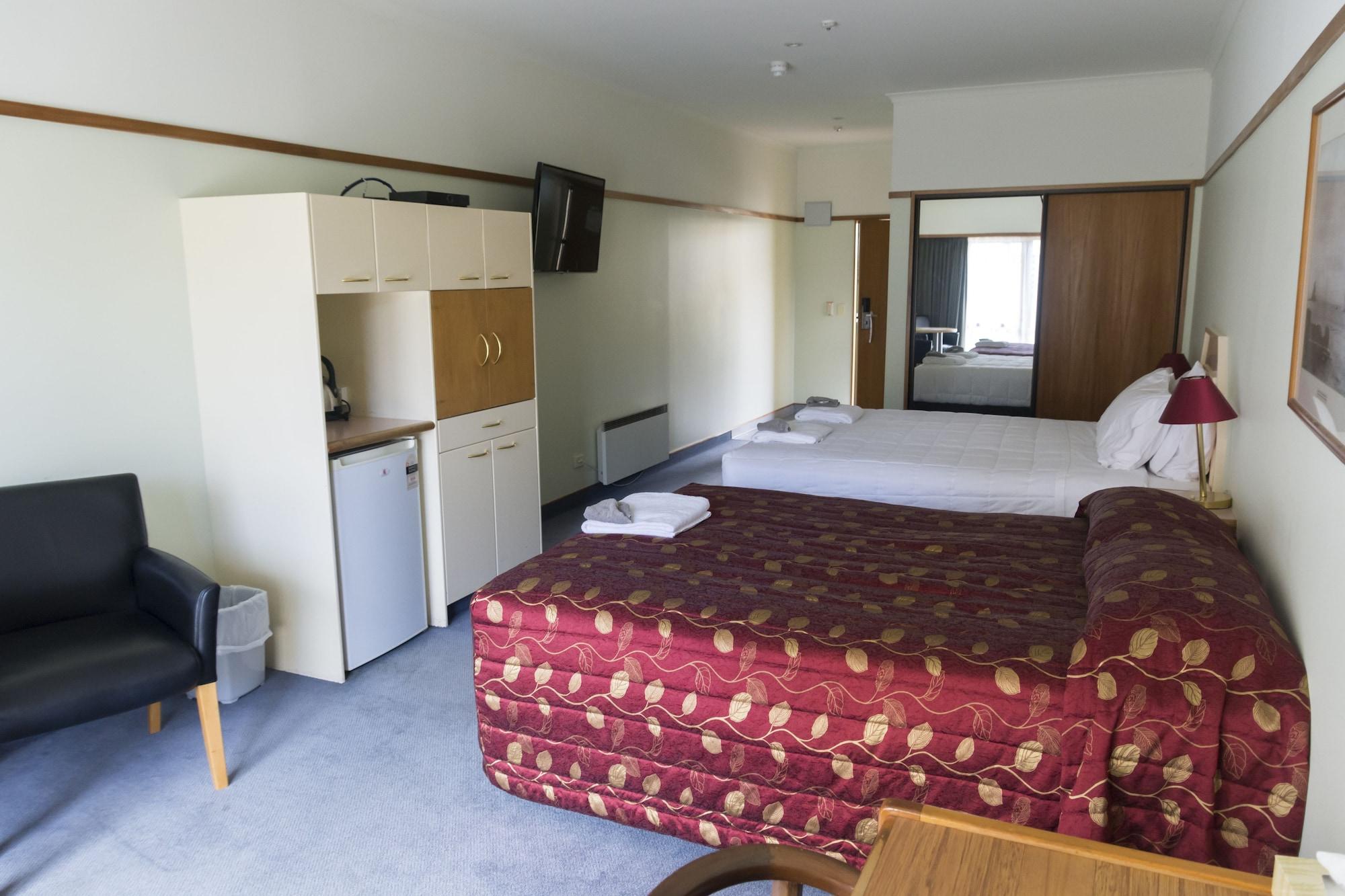 The Beachcomber Hotel Нелсън Екстериор снимка