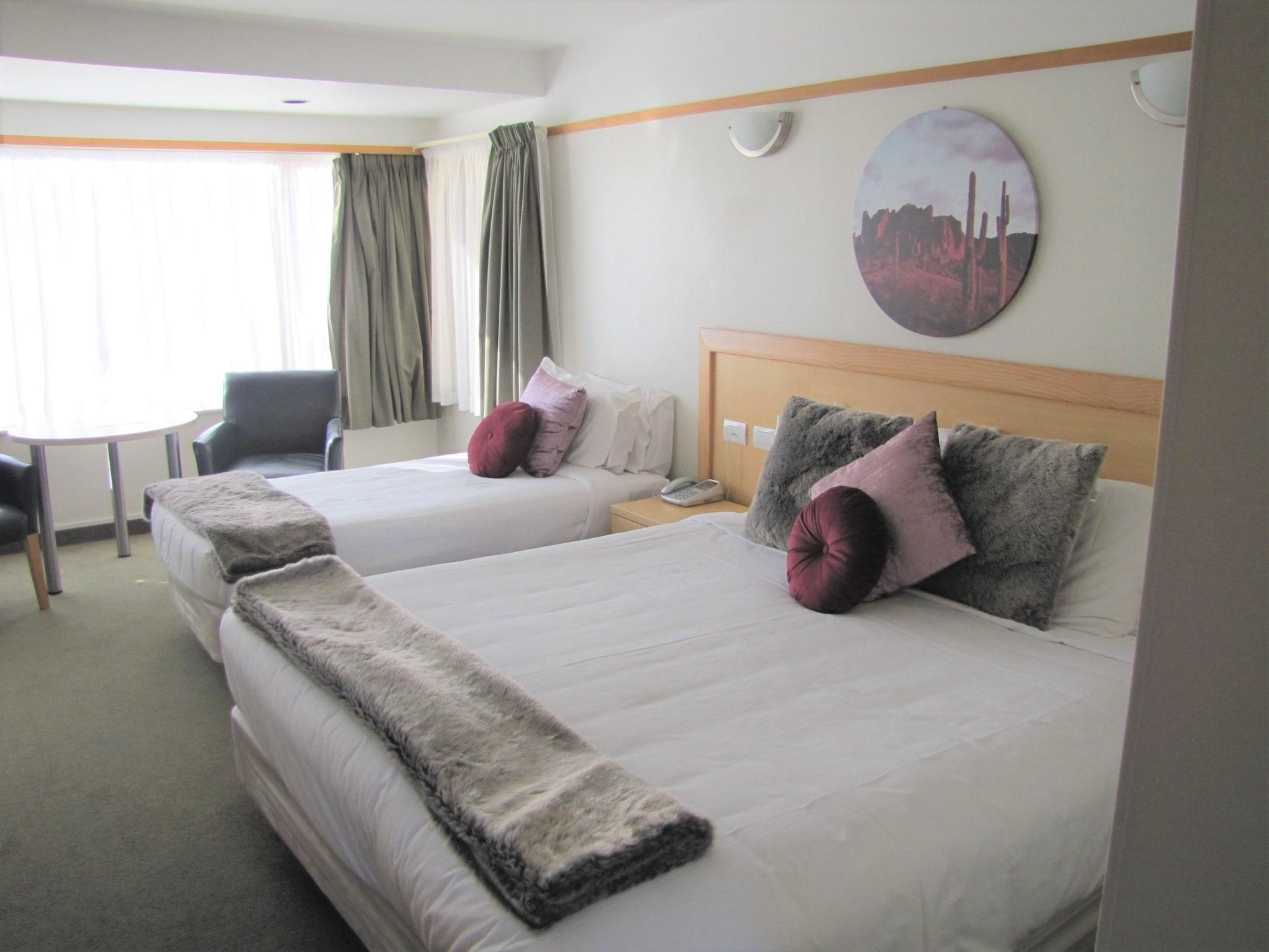 The Beachcomber Hotel Нелсън Екстериор снимка