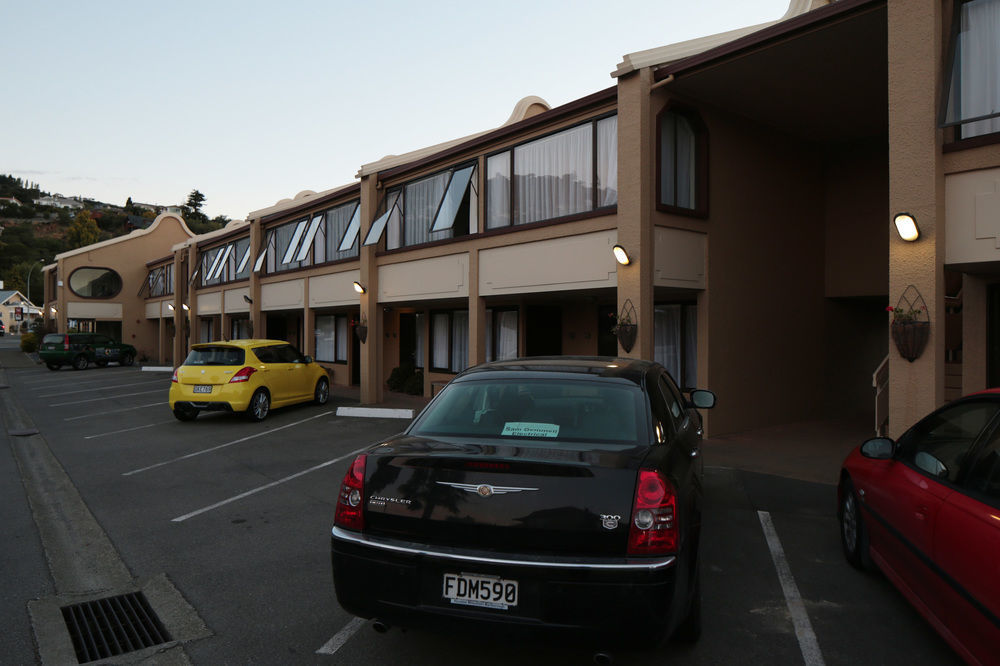 The Beachcomber Hotel Нелсън Екстериор снимка